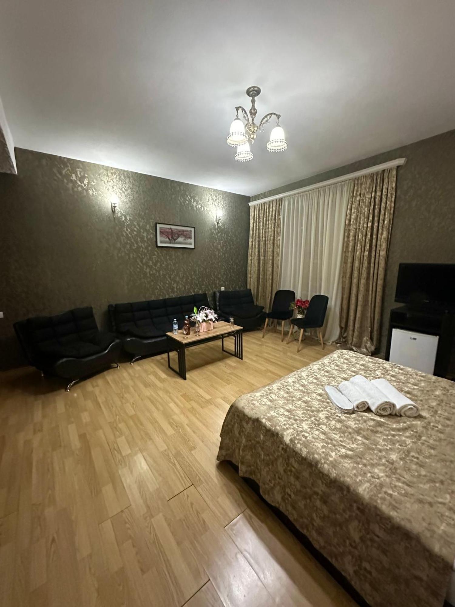Qeroli Old Town Hotel Tbilisi Eksteriør billede