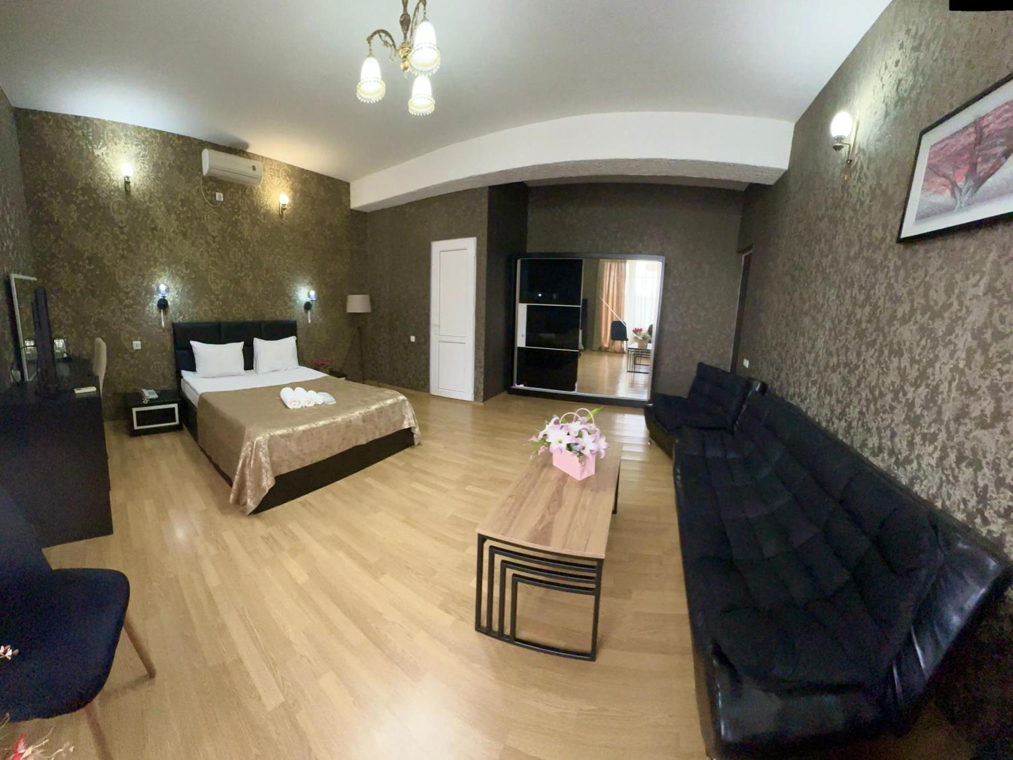 Qeroli Old Town Hotel Tbilisi Eksteriør billede